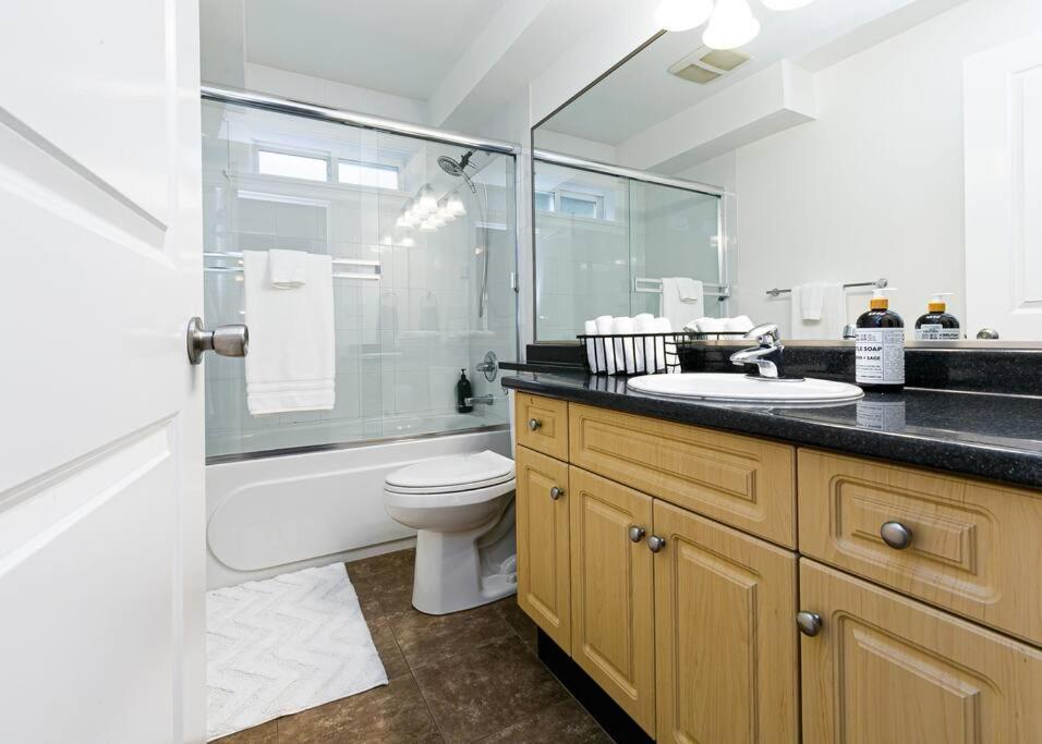 הוילה ויקטוריה Cozy Renovated Oasis W Private Terrace & Parking מראה חיצוני תמונה